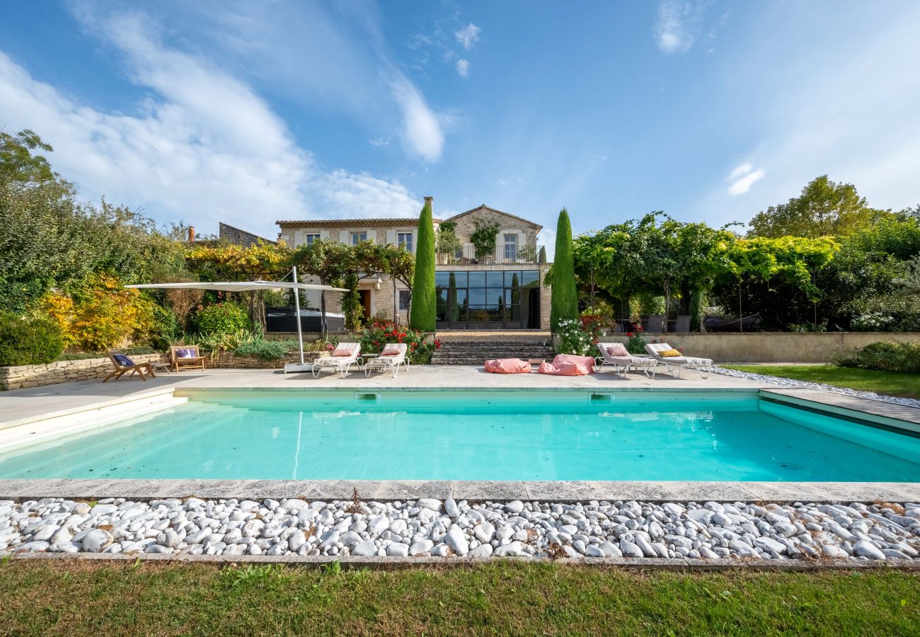 Maison à Goult - 649 - La bastide de Lumière