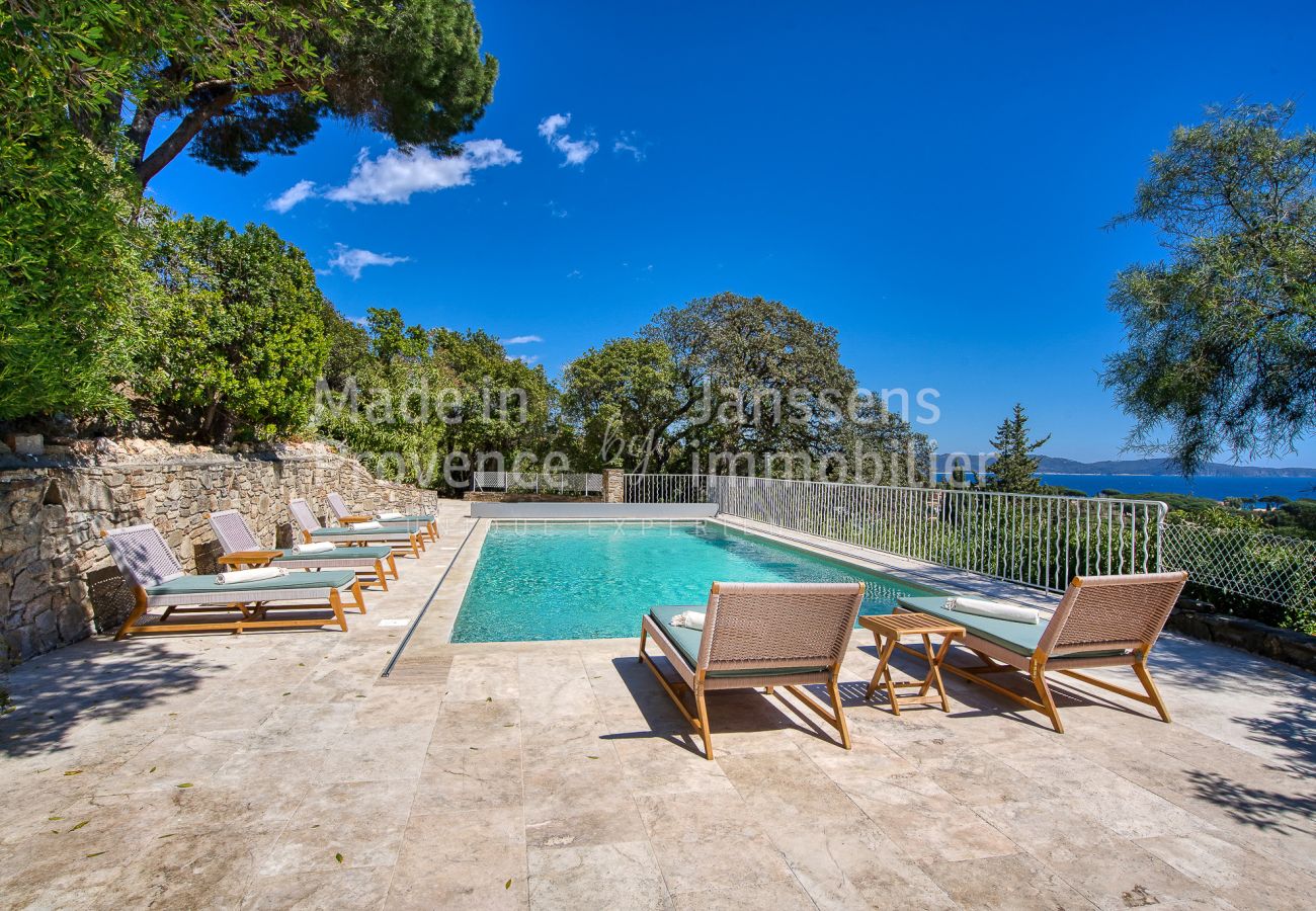 Villa in Cavalaire-sur-Mer - 1080 - Villa Evasion